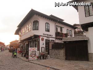 [P02] TRYAVNA-OCTOMBRIE 2013-Cafenea pe Ulita Slaveykov » foto by Floria
 - 
<span class="allrVoted glyphicon glyphicon-heart hidden" id="av515551"></span>
<a class="m-l-10 hidden" id="sv515551" onclick="voting_Foto_DelVot(,515551,13844)" role="button">șterge vot <span class="glyphicon glyphicon-remove"></span></a>
<a id="v9515551" class=" c-red"  onclick="voting_Foto_SetVot(515551)" role="button"><span class="glyphicon glyphicon-heart-empty"></span> <b>LIKE</b> = Votează poza</a> <img class="hidden"  id="f515551W9" src="/imagini/loader.gif" border="0" /><span class="AjErrMes hidden" id="e515551ErM"></span>