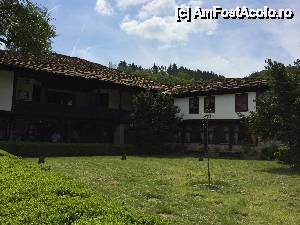 [P51] Tryavna-Casa Daskalov.  » foto by Floria
 - 
<span class="allrVoted glyphicon glyphicon-heart hidden" id="av515610"></span>
<a class="m-l-10 hidden" id="sv515610" onclick="voting_Foto_DelVot(,515610,13844)" role="button">șterge vot <span class="glyphicon glyphicon-remove"></span></a>
<a id="v9515610" class=" c-red"  onclick="voting_Foto_SetVot(515610)" role="button"><span class="glyphicon glyphicon-heart-empty"></span> <b>LIKE</b> = Votează poza</a> <img class="hidden"  id="f515610W9" src="/imagini/loader.gif" border="0" /><span class="AjErrMes hidden" id="e515610ErM"></span>