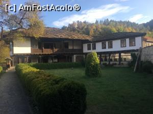 [P01] Tryavna - Woodcarving Art Museum(Casa Daskalova) » foto by Yersinia Pestis
 - 
<span class="allrVoted glyphicon glyphicon-heart hidden" id="av1118636"></span>
<a class="m-l-10 hidden" id="sv1118636" onclick="voting_Foto_DelVot(,1118636,13844)" role="button">șterge vot <span class="glyphicon glyphicon-remove"></span></a>
<a id="v91118636" class=" c-red"  onclick="voting_Foto_SetVot(1118636)" role="button"><span class="glyphicon glyphicon-heart-empty"></span> <b>LIKE</b> = Votează poza</a> <img class="hidden"  id="f1118636W9" src="/imagini/loader.gif" border="0" /><span class="AjErrMes hidden" id="e1118636ErM"></span>