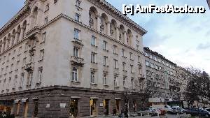 [P04] Cam așa arătau balconașele hotelului. Se vede și parcarea free pe străduța îngustă de lângă hotel.  » foto by Nasshu
 - 
<span class="allrVoted glyphicon glyphicon-heart hidden" id="av411876"></span>
<a class="m-l-10 hidden" id="sv411876" onclick="voting_Foto_DelVot(,411876,13853)" role="button">șterge vot <span class="glyphicon glyphicon-remove"></span></a>
<a id="v9411876" class=" c-red"  onclick="voting_Foto_SetVot(411876)" role="button"><span class="glyphicon glyphicon-heart-empty"></span> <b>LIKE</b> = Votează poza</a> <img class="hidden"  id="f411876W9" src="/imagini/loader.gif" border="0" /><span class="AjErrMes hidden" id="e411876ErM"></span>