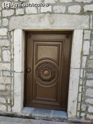 [P30] La pas prin orașul vechi Rab » foto by crismis
 - 
<span class="allrVoted glyphicon glyphicon-heart hidden" id="av1339031"></span>
<a class="m-l-10 hidden" id="sv1339031" onclick="voting_Foto_DelVot(,1339031,13897)" role="button">șterge vot <span class="glyphicon glyphicon-remove"></span></a>
<a id="v91339031" class=" c-red"  onclick="voting_Foto_SetVot(1339031)" role="button"><span class="glyphicon glyphicon-heart-empty"></span> <b>LIKE</b> = Votează poza</a> <img class="hidden"  id="f1339031W9" src="/imagini/loader.gif" border="0" /><span class="AjErrMes hidden" id="e1339031ErM"></span>