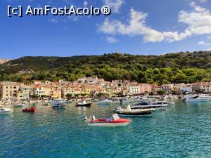 [P06] Baška în lumina dimineții, văzută de pe mare » foto by crismis
 - 
<span class="allrVoted glyphicon glyphicon-heart hidden" id="av1339007"></span>
<a class="m-l-10 hidden" id="sv1339007" onclick="voting_Foto_DelVot(,1339007,13897)" role="button">șterge vot <span class="glyphicon glyphicon-remove"></span></a>
<a id="v91339007" class=" c-red"  onclick="voting_Foto_SetVot(1339007)" role="button"><span class="glyphicon glyphicon-heart-empty"></span> <b>LIKE</b> = Votează poza</a> <img class="hidden"  id="f1339007W9" src="/imagini/loader.gif" border="0" /><span class="AjErrMes hidden" id="e1339007ErM"></span>