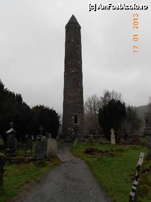 [P17] Parcul Naţional Glendalough, complexul monahal Glendalough. Turnul Rotund.  » foto by Diaura*
 - 
<span class="allrVoted glyphicon glyphicon-heart hidden" id="av411638"></span>
<a class="m-l-10 hidden" id="sv411638" onclick="voting_Foto_DelVot(,411638,13899)" role="button">șterge vot <span class="glyphicon glyphicon-remove"></span></a>
<a id="v9411638" class=" c-red"  onclick="voting_Foto_SetVot(411638)" role="button"><span class="glyphicon glyphicon-heart-empty"></span> <b>LIKE</b> = Votează poza</a> <img class="hidden"  id="f411638W9" src="/imagini/loader.gif" border="0" /><span class="AjErrMes hidden" id="e411638ErM"></span>