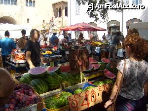 [P17] Piata functioneaza aici de peste 500 ani. Faenza » foto by timis
 - 
<span class="allrVoted glyphicon glyphicon-heart hidden" id="av411831"></span>
<a class="m-l-10 hidden" id="sv411831" onclick="voting_Foto_DelVot(,411831,13912)" role="button">șterge vot <span class="glyphicon glyphicon-remove"></span></a>
<a id="v9411831" class=" c-red"  onclick="voting_Foto_SetVot(411831)" role="button"><span class="glyphicon glyphicon-heart-empty"></span> <b>LIKE</b> = Votează poza</a> <img class="hidden"  id="f411831W9" src="/imagini/loader.gif" border="0" /><span class="AjErrMes hidden" id="e411831ErM"></span>