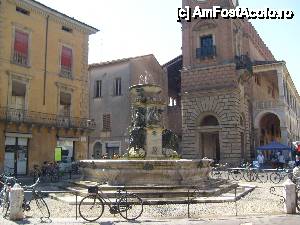[P20] Fantana in Faenza » foto by timis
 - 
<span class="allrVoted glyphicon glyphicon-heart hidden" id="av411834"></span>
<a class="m-l-10 hidden" id="sv411834" onclick="voting_Foto_DelVot(,411834,13912)" role="button">șterge vot <span class="glyphicon glyphicon-remove"></span></a>
<a id="v9411834" class=" c-red"  onclick="voting_Foto_SetVot(411834)" role="button"><span class="glyphicon glyphicon-heart-empty"></span> <b>LIKE</b> = Votează poza</a> <img class="hidden"  id="f411834W9" src="/imagini/loader.gif" border="0" /><span class="AjErrMes hidden" id="e411834ErM"></span>