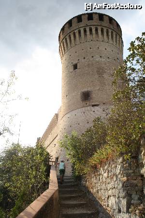 [P27] Turnul al doilea Brisighella » foto by timis
 - 
<span class="allrVoted glyphicon glyphicon-heart hidden" id="av411841"></span>
<a class="m-l-10 hidden" id="sv411841" onclick="voting_Foto_DelVot(,411841,13912)" role="button">șterge vot <span class="glyphicon glyphicon-remove"></span></a>
<a id="v9411841" class=" c-red"  onclick="voting_Foto_SetVot(411841)" role="button"><span class="glyphicon glyphicon-heart-empty"></span> <b>LIKE</b> = Votează poza</a> <img class="hidden"  id="f411841W9" src="/imagini/loader.gif" border="0" /><span class="AjErrMes hidden" id="e411841ErM"></span>