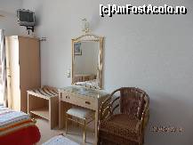 [P04] Hotel Ionian Beach-camera dublă » foto by Cris
 - 
<span class="allrVoted glyphicon glyphicon-heart hidden" id="av428420"></span>
<a class="m-l-10 hidden" id="sv428420" onclick="voting_Foto_DelVot(,428420,13917)" role="button">șterge vot <span class="glyphicon glyphicon-remove"></span></a>
<a id="v9428420" class=" c-red"  onclick="voting_Foto_SetVot(428420)" role="button"><span class="glyphicon glyphicon-heart-empty"></span> <b>LIKE</b> = Votează poza</a> <img class="hidden"  id="f428420W9" src="/imagini/loader.gif" border="0" /><span class="AjErrMes hidden" id="e428420ErM"></span>