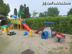 [P35] Hotel Parga Beach-loc de joacă pentru copii » foto by Cris
 - 
<span class="allrVoted glyphicon glyphicon-heart hidden" id="av427723"></span>
<a class="m-l-10 hidden" id="sv427723" onclick="voting_Foto_DelVot(,427723,13920)" role="button">șterge vot <span class="glyphicon glyphicon-remove"></span></a>
<a id="v9427723" class=" c-red"  onclick="voting_Foto_SetVot(427723)" role="button"><span class="glyphicon glyphicon-heart-empty"></span> <b>LIKE</b> = Votează poza</a> <img class="hidden"  id="f427723W9" src="/imagini/loader.gif" border="0" /><span class="AjErrMes hidden" id="e427723ErM"></span>
