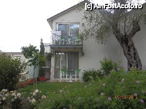 [P06] Hotel Parga Beach-bungalow-uri » foto by Cris
 - 
<span class="allrVoted glyphicon glyphicon-heart hidden" id="av427694"></span>
<a class="m-l-10 hidden" id="sv427694" onclick="voting_Foto_DelVot(,427694,13920)" role="button">șterge vot <span class="glyphicon glyphicon-remove"></span></a>
<a id="v9427694" class=" c-red"  onclick="voting_Foto_SetVot(427694)" role="button"><span class="glyphicon glyphicon-heart-empty"></span> <b>LIKE</b> = Votează poza</a> <img class="hidden"  id="f427694W9" src="/imagini/loader.gif" border="0" /><span class="AjErrMes hidden" id="e427694ErM"></span>