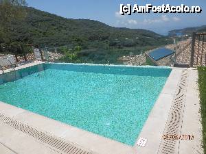 [P38] Hotel Salvator-vila superior-piscina privată » foto by Cris
 - 
<span class="allrVoted glyphicon glyphicon-heart hidden" id="av464633"></span>
<a class="m-l-10 hidden" id="sv464633" onclick="voting_Foto_DelVot(,464633,13923)" role="button">șterge vot <span class="glyphicon glyphicon-remove"></span></a>
<a id="v9464633" class=" c-red"  onclick="voting_Foto_SetVot(464633)" role="button"><span class="glyphicon glyphicon-heart-empty"></span> <b>LIKE</b> = Votează poza</a> <img class="hidden"  id="f464633W9" src="/imagini/loader.gif" border="0" /><span class="AjErrMes hidden" id="e464633ErM"></span>
