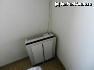 [P14] Aparat de ventilatie/humidifier.  » foto by TraianS
 - 
<span class="allrVoted glyphicon glyphicon-heart hidden" id="av412302"></span>
<a class="m-l-10 hidden" id="sv412302" onclick="voting_Foto_DelVot(,412302,13937)" role="button">șterge vot <span class="glyphicon glyphicon-remove"></span></a>
<a id="v9412302" class=" c-red"  onclick="voting_Foto_SetVot(412302)" role="button"><span class="glyphicon glyphicon-heart-empty"></span> <b>LIKE</b> = Votează poza</a> <img class="hidden"  id="f412302W9" src="/imagini/loader.gif" border="0" /><span class="AjErrMes hidden" id="e412302ErM"></span>
