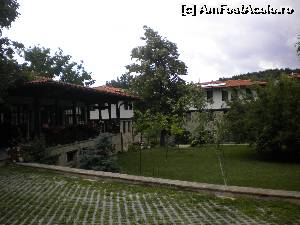 [P06] gradina hanului » foto by ceasornicarul
 - 
<span class="allrVoted glyphicon glyphicon-heart hidden" id="av632329"></span>
<a class="m-l-10 hidden" id="sv632329" onclick="voting_Foto_DelVot(,632329,13942)" role="button">șterge vot <span class="glyphicon glyphicon-remove"></span></a>
<a id="v9632329" class=" c-red"  onclick="voting_Foto_SetVot(632329)" role="button"><span class="glyphicon glyphicon-heart-empty"></span> <b>LIKE</b> = Votează poza</a> <img class="hidden"  id="f632329W9" src="/imagini/loader.gif" border="0" /><span class="AjErrMes hidden" id="e632329ErM"></span>