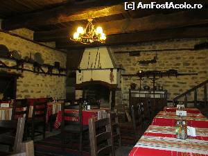 [P21] Mehana (taverna) complexului » foto by Testosu'
 - 
<span class="allrVoted glyphicon glyphicon-heart hidden" id="av596592"></span>
<a class="m-l-10 hidden" id="sv596592" onclick="voting_Foto_DelVot(,596592,13942)" role="button">șterge vot <span class="glyphicon glyphicon-remove"></span></a>
<a id="v9596592" class=" c-red"  onclick="voting_Foto_SetVot(596592)" role="button"><span class="glyphicon glyphicon-heart-empty"></span> <b>LIKE</b> = Votează poza</a> <img class="hidden"  id="f596592W9" src="/imagini/loader.gif" border="0" /><span class="AjErrMes hidden" id="e596592ErM"></span>