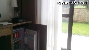 [P06] Minibar + terasa » foto by papone
 - 
<span class="allrVoted glyphicon glyphicon-heart hidden" id="av693109"></span>
<a class="m-l-10 hidden" id="sv693109" onclick="voting_Foto_DelVot(,693109,13942)" role="button">șterge vot <span class="glyphicon glyphicon-remove"></span></a>
<a id="v9693109" class=" c-red"  onclick="voting_Foto_SetVot(693109)" role="button"><span class="glyphicon glyphicon-heart-empty"></span> <b>LIKE</b> = Votează poza</a> <img class="hidden"  id="f693109W9" src="/imagini/loader.gif" border="0" /><span class="AjErrMes hidden" id="e693109ErM"></span>