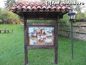 [P02] Panou informativ in curtea Hanului Arbanashki » foto by valyionsc
 - 
<span class="allrVoted glyphicon glyphicon-heart hidden" id="av496261"></span>
<a class="m-l-10 hidden" id="sv496261" onclick="voting_Foto_DelVot(,496261,13942)" role="button">șterge vot <span class="glyphicon glyphicon-remove"></span></a>
<a id="v9496261" class=" c-red"  onclick="voting_Foto_SetVot(496261)" role="button"><span class="glyphicon glyphicon-heart-empty"></span> <b>LIKE</b> = Votează poza</a> <img class="hidden"  id="f496261W9" src="/imagini/loader.gif" border="0" /><span class="AjErrMes hidden" id="e496261ErM"></span>