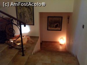[P08] Holul hotelului si scara care coboara la spa.  » foto by Yoda
 - 
<span class="allrVoted glyphicon glyphicon-heart hidden" id="av1037923"></span>
<a class="m-l-10 hidden" id="sv1037923" onclick="voting_Foto_DelVot(,1037923,13942)" role="button">șterge vot <span class="glyphicon glyphicon-remove"></span></a>
<a id="v91037923" class=" c-red"  onclick="voting_Foto_SetVot(1037923)" role="button"><span class="glyphicon glyphicon-heart-empty"></span> <b>LIKE</b> = Votează poza</a> <img class="hidden"  id="f1037923W9" src="/imagini/loader.gif" border="0" /><span class="AjErrMes hidden" id="e1037923ErM"></span>