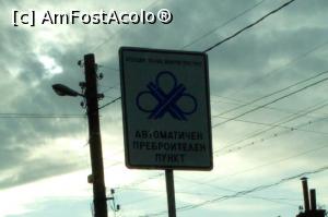 [P01] Stie cineva ce inseamna?  » foto by Yoda
 - 
<span class="allrVoted glyphicon glyphicon-heart hidden" id="av1130476"></span>
<a class="m-l-10 hidden" id="sv1130476" onclick="voting_Foto_DelVot(,1130476,13942)" role="button">șterge vot <span class="glyphicon glyphicon-remove"></span></a>
<a id="v91130476" class=" c-red"  onclick="voting_Foto_SetVot(1130476)" role="button"><span class="glyphicon glyphicon-heart-empty"></span> <b>LIKE</b> = Votează poza</a> <img class="hidden"  id="f1130476W9" src="/imagini/loader.gif" border="0" /><span class="AjErrMes hidden" id="e1130476ErM"></span>