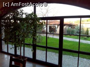 [P11] Vedere din restaurantul de la Arbanasi Han Hotel » foto by Yoda
 - 
<span class="allrVoted glyphicon glyphicon-heart hidden" id="av1130490"></span>
<a class="m-l-10 hidden" id="sv1130490" onclick="voting_Foto_DelVot(,1130490,13942)" role="button">șterge vot <span class="glyphicon glyphicon-remove"></span></a>
<a id="v91130490" class=" c-red"  onclick="voting_Foto_SetVot(1130490)" role="button"><span class="glyphicon glyphicon-heart-empty"></span> <b>LIKE</b> = Votează poza</a> <img class="hidden"  id="f1130490W9" src="/imagini/loader.gif" border="0" /><span class="AjErrMes hidden" id="e1130490ErM"></span>