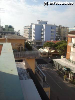 [P07] vedere din balcon spre mare » foto by Ioana_Ioana
 - 
<span class="allrVoted glyphicon glyphicon-heart hidden" id="av412787"></span>
<a class="m-l-10 hidden" id="sv412787" onclick="voting_Foto_DelVot(,412787,13946)" role="button">șterge vot <span class="glyphicon glyphicon-remove"></span></a>
<a id="v9412787" class=" c-red"  onclick="voting_Foto_SetVot(412787)" role="button"><span class="glyphicon glyphicon-heart-empty"></span> <b>LIKE</b> = Votează poza</a> <img class="hidden"  id="f412787W9" src="/imagini/loader.gif" border="0" /><span class="AjErrMes hidden" id="e412787ErM"></span>