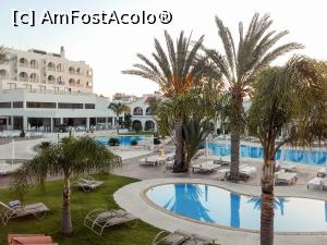 [P09] Piscina, curtea interioara Hotel Princess Beach Larnaca » foto by Clara S
 - 
<span class="allrVoted glyphicon glyphicon-heart hidden" id="av864316"></span>
<a class="m-l-10 hidden" id="sv864316" onclick="voting_Foto_DelVot(,864316,13947)" role="button">șterge vot <span class="glyphicon glyphicon-remove"></span></a>
<a id="v9864316" class=" c-red"  onclick="voting_Foto_SetVot(864316)" role="button"><span class="glyphicon glyphicon-heart-empty"></span> <b>LIKE</b> = Votează poza</a> <img class="hidden"  id="f864316W9" src="/imagini/loader.gif" border="0" /><span class="AjErrMes hidden" id="e864316ErM"></span>