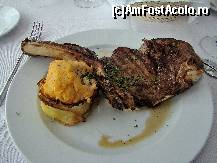 [P31] Friptura de vitel la restaurantul hotelului » foto by Muffin2009*
 - 
<span class="allrVoted glyphicon glyphicon-heart hidden" id="av413098"></span>
<a class="m-l-10 hidden" id="sv413098" onclick="voting_Foto_DelVot(,413098,13949)" role="button">șterge vot <span class="glyphicon glyphicon-remove"></span></a>
<a id="v9413098" class=" c-red"  onclick="voting_Foto_SetVot(413098)" role="button"><span class="glyphicon glyphicon-heart-empty"></span> <b>LIKE</b> = Votează poza</a> <img class="hidden"  id="f413098W9" src="/imagini/loader.gif" border="0" /><span class="AjErrMes hidden" id="e413098ErM"></span>