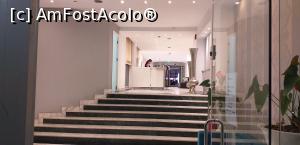 [P15] La intrare în hotel dinspre str.

Erithrou Stavrou » foto by irinad
 - 
<span class="allrVoted glyphicon glyphicon-heart hidden" id="av1172379"></span>
<a class="m-l-10 hidden" id="sv1172379" onclick="voting_Foto_DelVot(,1172379,13949)" role="button">șterge vot <span class="glyphicon glyphicon-remove"></span></a>
<a id="v91172379" class=" c-red"  onclick="voting_Foto_SetVot(1172379)" role="button"><span class="glyphicon glyphicon-heart-empty"></span> <b>LIKE</b> = Votează poza</a> <img class="hidden"  id="f1172379W9" src="/imagini/loader.gif" border="0" /><span class="AjErrMes hidden" id="e1172379ErM"></span>