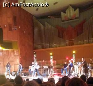 [P07] Mihai Mărgineanu - concert aniversar; unul dintre invitați » foto by Dragoș_MD
 - 
<span class="allrVoted glyphicon glyphicon-heart hidden" id="av798819"></span>
<a class="m-l-10 hidden" id="sv798819" onclick="voting_Foto_DelVot(,798819,13958)" role="button">șterge vot <span class="glyphicon glyphicon-remove"></span></a>
<a id="v9798819" class=" c-red"  onclick="voting_Foto_SetVot(798819)" role="button"><span class="glyphicon glyphicon-heart-empty"></span> <b>LIKE</b> = Votează poza</a> <img class="hidden"  id="f798819W9" src="/imagini/loader.gif" border="0" /><span class="AjErrMes hidden" id="e798819ErM"></span>