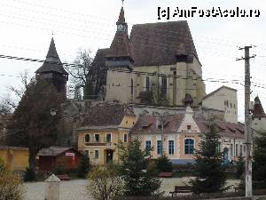 [P04] Cetatea Biertan in apropiere de Sighisoara » foto by Dan&Ema
 - 
<span class="allrVoted glyphicon glyphicon-heart hidden" id="av413410"></span>
<a class="m-l-10 hidden" id="sv413410" onclick="voting_Foto_DelVot(,413410,13959)" role="button">șterge vot <span class="glyphicon glyphicon-remove"></span></a>
<a id="v9413410" class=" c-red"  onclick="voting_Foto_SetVot(413410)" role="button"><span class="glyphicon glyphicon-heart-empty"></span> <b>LIKE</b> = Votează poza</a> <img class="hidden"  id="f413410W9" src="/imagini/loader.gif" border="0" /><span class="AjErrMes hidden" id="e413410ErM"></span>
