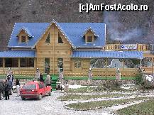 [P16] Valea Rugova - Cabana Rugova Camp » foto by mauricius*
 - 
<span class="allrVoted glyphicon glyphicon-heart hidden" id="av415606"></span>
<a class="m-l-10 hidden" id="sv415606" onclick="voting_Foto_DelVot(,415606,13973)" role="button">șterge vot <span class="glyphicon glyphicon-remove"></span></a>
<a id="v9415606" class=" c-red"  onclick="voting_Foto_SetVot(415606)" role="button"><span class="glyphicon glyphicon-heart-empty"></span> <b>LIKE</b> = Votează poza</a> <img class="hidden"  id="f415606W9" src="/imagini/loader.gif" border="0" /><span class="AjErrMes hidden" id="e415606ErM"></span>