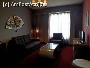 [P12] Hotel Simfonia.Livingul apartamentului. » foto by Floria
 - 
<span class="allrVoted glyphicon glyphicon-heart hidden" id="av1223000"></span>
<a class="m-l-10 hidden" id="sv1223000" onclick="voting_Foto_DelVot(,1223000,13979)" role="button">șterge vot <span class="glyphicon glyphicon-remove"></span></a>
<a id="v91223000" class=" c-red"  onclick="voting_Foto_SetVot(1223000)" role="button"><span class="glyphicon glyphicon-heart-empty"></span> <b>LIKE</b> = Votează poza</a> <img class="hidden"  id="f1223000W9" src="/imagini/loader.gif" border="0" /><span class="AjErrMes hidden" id="e1223000ErM"></span>