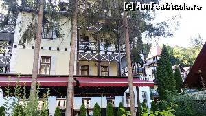 [P04] hotelul, din fata » foto by danadin bacau
 - 
<span class="allrVoted glyphicon glyphicon-heart hidden" id="av551846"></span>
<a class="m-l-10 hidden" id="sv551846" onclick="voting_Foto_DelVot(,551846,13984)" role="button">șterge vot <span class="glyphicon glyphicon-remove"></span></a>
<a id="v9551846" class=" c-red"  onclick="voting_Foto_SetVot(551846)" role="button"><span class="glyphicon glyphicon-heart-empty"></span> <b>LIKE</b> = Votează poza</a> <img class="hidden"  id="f551846W9" src="/imagini/loader.gif" border="0" /><span class="AjErrMes hidden" id="e551846ErM"></span>