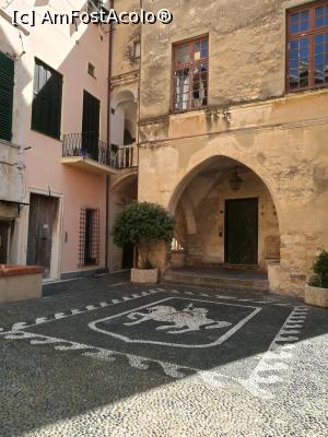 [P39] Palazzo Lercari-Pagliari » foto by crismis
 - 
<span class="allrVoted glyphicon glyphicon-heart hidden" id="av938634"></span>
<a class="m-l-10 hidden" id="sv938634" onclick="voting_Foto_DelVot(,938634,14007)" role="button">șterge vot <span class="glyphicon glyphicon-remove"></span></a>
<a id="v9938634" class=" c-red"  onclick="voting_Foto_SetVot(938634)" role="button"><span class="glyphicon glyphicon-heart-empty"></span> <b>LIKE</b> = Votează poza</a> <img class="hidden"  id="f938634W9" src="/imagini/loader.gif" border="0" /><span class="AjErrMes hidden" id="e938634ErM"></span>