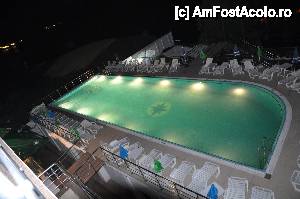 [P21] Piscina vazuta noaptea de pe terasa camerei nr. 14 » foto by Catzus
 - 
<span class="allrVoted glyphicon glyphicon-heart hidden" id="av415400"></span>
<a class="m-l-10 hidden" id="sv415400" onclick="voting_Foto_DelVot(,415400,14012)" role="button">șterge vot <span class="glyphicon glyphicon-remove"></span></a>
<a id="v9415400" class=" c-red"  onclick="voting_Foto_SetVot(415400)" role="button"><span class="glyphicon glyphicon-heart-empty"></span> <b>LIKE</b> = Votează poza</a> <img class="hidden"  id="f415400W9" src="/imagini/loader.gif" border="0" /><span class="AjErrMes hidden" id="e415400ErM"></span>