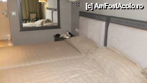 [P03] Da, și o oglindă mare...  » foto by johnnyredlabel †
 - 
<span class="allrVoted glyphicon glyphicon-heart hidden" id="av415532"></span>
<a class="m-l-10 hidden" id="sv415532" onclick="voting_Foto_DelVot(,415532,14013)" role="button">șterge vot <span class="glyphicon glyphicon-remove"></span></a>
<a id="v9415532" class=" c-red"  onclick="voting_Foto_SetVot(415532)" role="button"><span class="glyphicon glyphicon-heart-empty"></span> <b>LIKE</b> = Votează poza</a> <img class="hidden"  id="f415532W9" src="/imagini/loader.gif" border="0" /><span class="AjErrMes hidden" id="e415532ErM"></span>