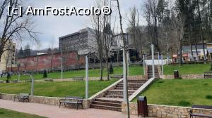 [P23] Hotelul Tisa văzut din parc » foto by geta10
 - 
<span class="allrVoted glyphicon glyphicon-heart hidden" id="av1229964"></span>
<a class="m-l-10 hidden" id="sv1229964" onclick="voting_Foto_DelVot(,1229964,14035)" role="button">șterge vot <span class="glyphicon glyphicon-remove"></span></a>
<a id="v91229964" class=" c-red"  onclick="voting_Foto_SetVot(1229964)" role="button"><span class="glyphicon glyphicon-heart-empty"></span> <b>LIKE</b> = Votează poza</a> <img class="hidden"  id="f1229964W9" src="/imagini/loader.gif" border="0" /><span class="AjErrMes hidden" id="e1229964ErM"></span>