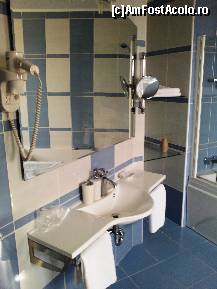 [P08] Prosoapele sunt impecabil de curate » foto by mirmicu
 - 
<span class="allrVoted glyphicon glyphicon-heart hidden" id="av416562"></span>
<a class="m-l-10 hidden" id="sv416562" onclick="voting_Foto_DelVot(,416562,14048)" role="button">șterge vot <span class="glyphicon glyphicon-remove"></span></a>
<a id="v9416562" class=" c-red"  onclick="voting_Foto_SetVot(416562)" role="button"><span class="glyphicon glyphicon-heart-empty"></span> <b>LIKE</b> = Votează poza</a> <img class="hidden"  id="f416562W9" src="/imagini/loader.gif" border="0" /><span class="AjErrMes hidden" id="e416562ErM"></span>