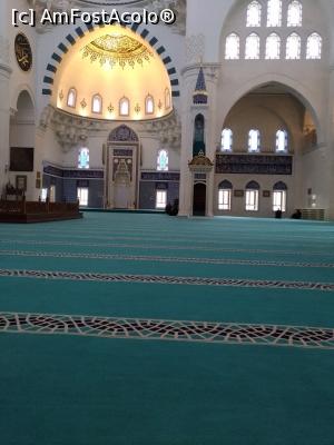 [P10] In moschee.  » foto by senateo
 - 
<span class="allrVoted glyphicon glyphicon-heart hidden" id="av1157253"></span>
<a class="m-l-10 hidden" id="sv1157253" onclick="voting_Foto_DelVot(,1157253,14053)" role="button">șterge vot <span class="glyphicon glyphicon-remove"></span></a>
<a id="v91157253" class=" c-red"  onclick="voting_Foto_SetVot(1157253)" role="button"><span class="glyphicon glyphicon-heart-empty"></span> <b>LIKE</b> = Votează poza</a> <img class="hidden"  id="f1157253W9" src="/imagini/loader.gif" border="0" /><span class="AjErrMes hidden" id="e1157253ErM"></span>