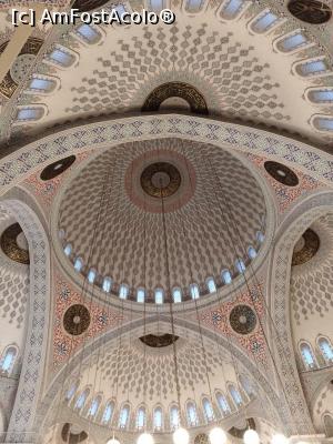 [P20] Cupola domului de 48 de metri inaltime de la Kocatepe.  » foto by senateo
 - 
<span class="allrVoted glyphicon glyphicon-heart hidden" id="av1157277"></span>
<a class="m-l-10 hidden" id="sv1157277" onclick="voting_Foto_DelVot(,1157277,14053)" role="button">șterge vot <span class="glyphicon glyphicon-remove"></span></a>
<a id="v91157277" class=" c-red"  onclick="voting_Foto_SetVot(1157277)" role="button"><span class="glyphicon glyphicon-heart-empty"></span> <b>LIKE</b> = Votează poza</a> <img class="hidden"  id="f1157277W9" src="/imagini/loader.gif" border="0" /><span class="AjErrMes hidden" id="e1157277ErM"></span>