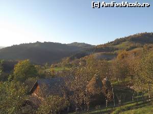 [P21] Kings Valley Resort Apuseni Mountains - vecinii » foto by Dragoș_MD
 - 
<span class="allrVoted glyphicon glyphicon-heart hidden" id="av572329"></span>
<a class="m-l-10 hidden" id="sv572329" onclick="voting_Foto_DelVot(,572329,14116)" role="button">șterge vot <span class="glyphicon glyphicon-remove"></span></a>
<a id="v9572329" class=" c-red"  onclick="voting_Foto_SetVot(572329)" role="button"><span class="glyphicon glyphicon-heart-empty"></span> <b>LIKE</b> = Votează poza</a> <img class="hidden"  id="f572329W9" src="/imagini/loader.gif" border="0" /><span class="AjErrMes hidden" id="e572329ErM"></span>