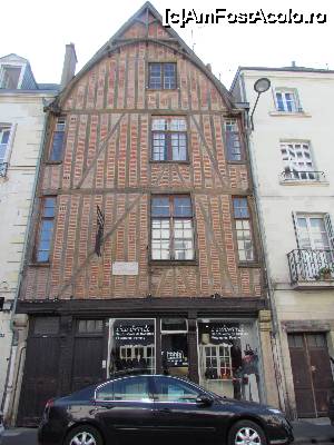 [P23] Maison de la Pucelle Armée de pe Rue Colbert.  » foto by ania
 - 
<span class="allrVoted glyphicon glyphicon-heart hidden" id="av680827"></span>
<a class="m-l-10 hidden" id="sv680827" onclick="voting_Foto_DelVot(,680827,14117)" role="button">șterge vot <span class="glyphicon glyphicon-remove"></span></a>
<a id="v9680827" class=" c-red"  onclick="voting_Foto_SetVot(680827)" role="button"><span class="glyphicon glyphicon-heart-empty"></span> <b>LIKE</b> = Votează poza</a> <img class="hidden"  id="f680827W9" src="/imagini/loader.gif" border="0" /><span class="AjErrMes hidden" id="e680827ErM"></span>