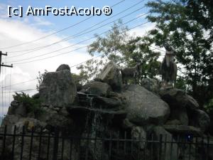 [P04] monumentul din centrul localitatii in varful caruia se afla doua caprite » foto by zlatna
 - 
<span class="allrVoted glyphicon glyphicon-heart hidden" id="av810031"></span>
<a class="m-l-10 hidden" id="sv810031" onclick="voting_Foto_DelVot(,810031,14154)" role="button">șterge vot <span class="glyphicon glyphicon-remove"></span></a>
<a id="v9810031" class=" c-red"  onclick="voting_Foto_SetVot(810031)" role="button"><span class="glyphicon glyphicon-heart-empty"></span> <b>LIKE</b> = Votează poza</a> <img class="hidden"  id="f810031W9" src="/imagini/loader.gif" border="0" /><span class="AjErrMes hidden" id="e810031ErM"></span>
