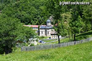 [P10] Mînăstirea Stânișoara, prima vedere » foto by makuy*
 - 
<span class="allrVoted glyphicon glyphicon-heart hidden" id="av623515"></span>
<a class="m-l-10 hidden" id="sv623515" onclick="voting_Foto_DelVot(,623515,14154)" role="button">șterge vot <span class="glyphicon glyphicon-remove"></span></a>
<a id="v9623515" class=" c-red"  onclick="voting_Foto_SetVot(623515)" role="button"><span class="glyphicon glyphicon-heart-empty"></span> <b>LIKE</b> = Votează poza</a> <img class="hidden"  id="f623515W9" src="/imagini/loader.gif" border="0" /><span class="AjErrMes hidden" id="e623515ErM"></span>