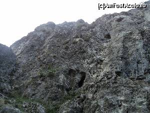 [P20] Cãciulata – Staţiune deloc sau foarte puţin promovatã. Mergem in Cheile Bistritei dupa vizitarea Manastirii Bistrita.  » foto by vega06
 - 
<span class="allrVoted glyphicon glyphicon-heart hidden" id="av604990"></span>
<a class="m-l-10 hidden" id="sv604990" onclick="voting_Foto_DelVot(,604990,14154)" role="button">șterge vot <span class="glyphicon glyphicon-remove"></span></a>
<a id="v9604990" class=" c-red"  onclick="voting_Foto_SetVot(604990)" role="button"><span class="glyphicon glyphicon-heart-empty"></span> <b>LIKE</b> = Votează poza</a> <img class="hidden"  id="f604990W9" src="/imagini/loader.gif" border="0" /><span class="AjErrMes hidden" id="e604990ErM"></span>