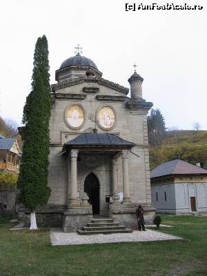 [P16] Biserica Mănăstirii Stânișoara.  » foto by tata123 🔱
 - 
<span class="allrVoted glyphicon glyphicon-heart hidden" id="av603644"></span>
<a class="m-l-10 hidden" id="sv603644" onclick="voting_Foto_DelVot(,603644,14154)" role="button">șterge vot <span class="glyphicon glyphicon-remove"></span></a>
<a id="v9603644" class=" c-red"  onclick="voting_Foto_SetVot(603644)" role="button"><span class="glyphicon glyphicon-heart-empty"></span> <b>LIKE</b> = Votează poza</a> <img class="hidden"  id="f603644W9" src="/imagini/loader.gif" border="0" /><span class="AjErrMes hidden" id="e603644ErM"></span>