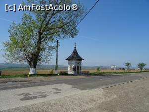 [P01] Troița de pe marginea drumului național care marchează locul unde se află mănăstirea Zosin. » foto by tata123 🔱
 - 
<span class="allrVoted glyphicon glyphicon-heart hidden" id="av1161176"></span>
<a class="m-l-10 hidden" id="sv1161176" onclick="voting_Foto_DelVot(,1161176,14160)" role="button">șterge vot <span class="glyphicon glyphicon-remove"></span></a>
<a id="v91161176" class=" c-red"  onclick="voting_Foto_SetVot(1161176)" role="button"><span class="glyphicon glyphicon-heart-empty"></span> <b>LIKE</b> = Votează poza</a> <img class="hidden"  id="f1161176W9" src="/imagini/loader.gif" border="0" /><span class="AjErrMes hidden" id="e1161176ErM"></span>
