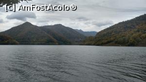 [P25] Lacul Siriu, privit de pe malul Hanului Constantinilor » foto by k-lator
 - 
<span class="allrVoted glyphicon glyphicon-heart hidden" id="av1201228"></span>
<a class="m-l-10 hidden" id="sv1201228" onclick="voting_Foto_DelVot(,1201228,14170)" role="button">șterge vot <span class="glyphicon glyphicon-remove"></span></a>
<a id="v91201228" class=" c-red"  onclick="voting_Foto_SetVot(1201228)" role="button"><span class="glyphicon glyphicon-heart-empty"></span> <b>LIKE</b> = Votează poza</a> <img class="hidden"  id="f1201228W9" src="/imagini/loader.gif" border="0" /><span class="AjErrMes hidden" id="e1201228ErM"></span>