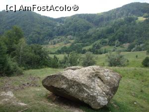 [P21] OZN de piatră în ”Țara Luanei”.  » foto by Floryn81
 - 
<span class="allrVoted glyphicon glyphicon-heart hidden" id="av939629"></span>
<a class="m-l-10 hidden" id="sv939629" onclick="voting_Foto_DelVot(,939629,14170)" role="button">șterge vot <span class="glyphicon glyphicon-remove"></span></a>
<a id="v9939629" class=" c-red"  onclick="voting_Foto_SetVot(939629)" role="button"><span class="glyphicon glyphicon-heart-empty"></span> <b>LIKE</b> = Votează poza</a> <img class="hidden"  id="f939629W9" src="/imagini/loader.gif" border="0" /><span class="AjErrMes hidden" id="e939629ErM"></span>