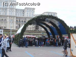 [P08] București - Târgul de Crăciun 2022. La o gustare. » foto by iulianic
 - 
<span class="allrVoted glyphicon glyphicon-heart hidden" id="av1341632"></span>
<a class="m-l-10 hidden" id="sv1341632" onclick="voting_Foto_DelVot(,1341632,14175)" role="button">șterge vot <span class="glyphicon glyphicon-remove"></span></a>
<a id="v91341632" class=" c-red"  onclick="voting_Foto_SetVot(1341632)" role="button"><span class="glyphicon glyphicon-heart-empty"></span> <b>LIKE</b> = Votează poza</a> <img class="hidden"  id="f1341632W9" src="/imagini/loader.gif" border="0" /><span class="AjErrMes hidden" id="e1341632ErM"></span>