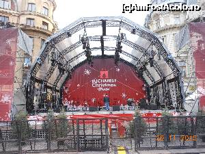 [P02] Târgul de Crăciun - Locul desfășurării programelor artistice.  » foto by iulianic
 - 
<span class="allrVoted glyphicon glyphicon-heart hidden" id="av695512"></span>
<a class="m-l-10 hidden" id="sv695512" onclick="voting_Foto_DelVot(,695512,14175)" role="button">șterge vot <span class="glyphicon glyphicon-remove"></span></a>
<a id="v9695512" class=" c-red"  onclick="voting_Foto_SetVot(695512)" role="button"><span class="glyphicon glyphicon-heart-empty"></span> <b>LIKE</b> = Votează poza</a> <img class="hidden"  id="f695512W9" src="/imagini/loader.gif" border="0" /><span class="AjErrMes hidden" id="e695512ErM"></span>