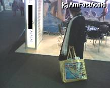 [P17] Pensionara in cautare de maculatura cu care sa aprinda focul in godin... abia tara traistoiul ala! » foto by Dragoș_MD
 - 
<span class="allrVoted glyphicon glyphicon-heart hidden" id="av59409"></span>
<a class="m-l-10 hidden" id="sv59409" onclick="voting_Foto_DelVot(,59409,14175)" role="button">șterge vot <span class="glyphicon glyphicon-remove"></span></a>
<a id="v959409" class=" c-red"  onclick="voting_Foto_SetVot(59409)" role="button"><span class="glyphicon glyphicon-heart-empty"></span> <b>LIKE</b> = Votează poza</a> <img class="hidden"  id="f59409W9" src="/imagini/loader.gif" border="0" /><span class="AjErrMes hidden" id="e59409ErM"></span>